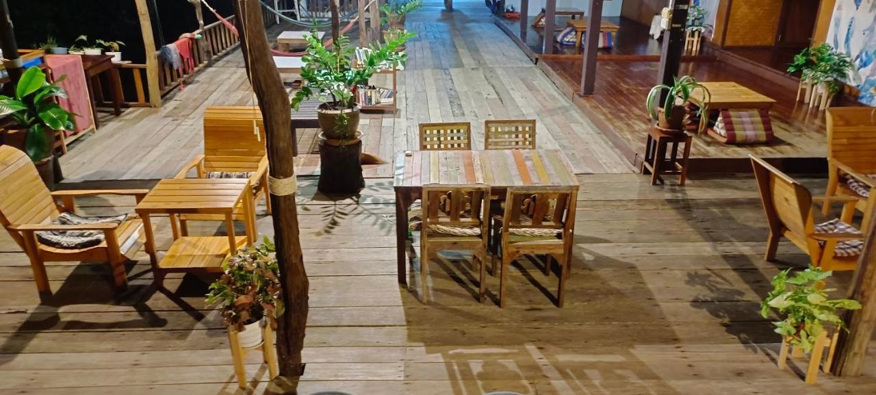 Ta Yai Homestay  Ko Kut ภายนอก รูปภาพ