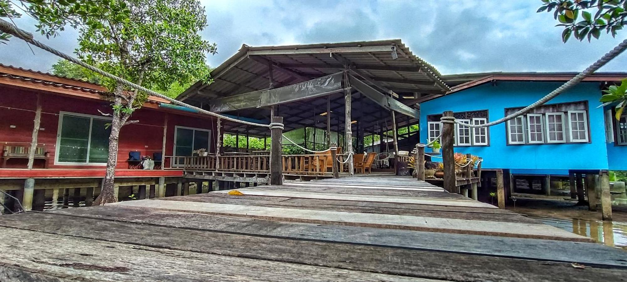 Ta Yai Homestay  Ko Kut ภายนอก รูปภาพ