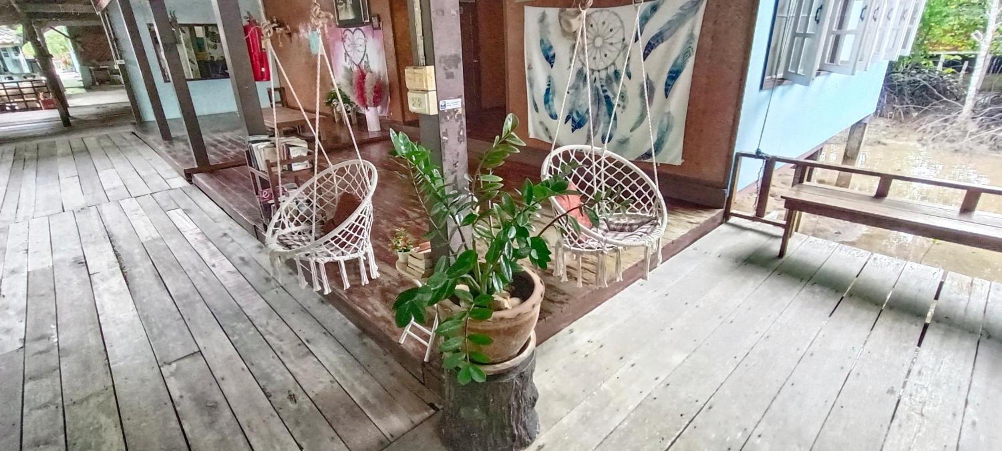 Ta Yai Homestay  Ko Kut ภายนอก รูปภาพ