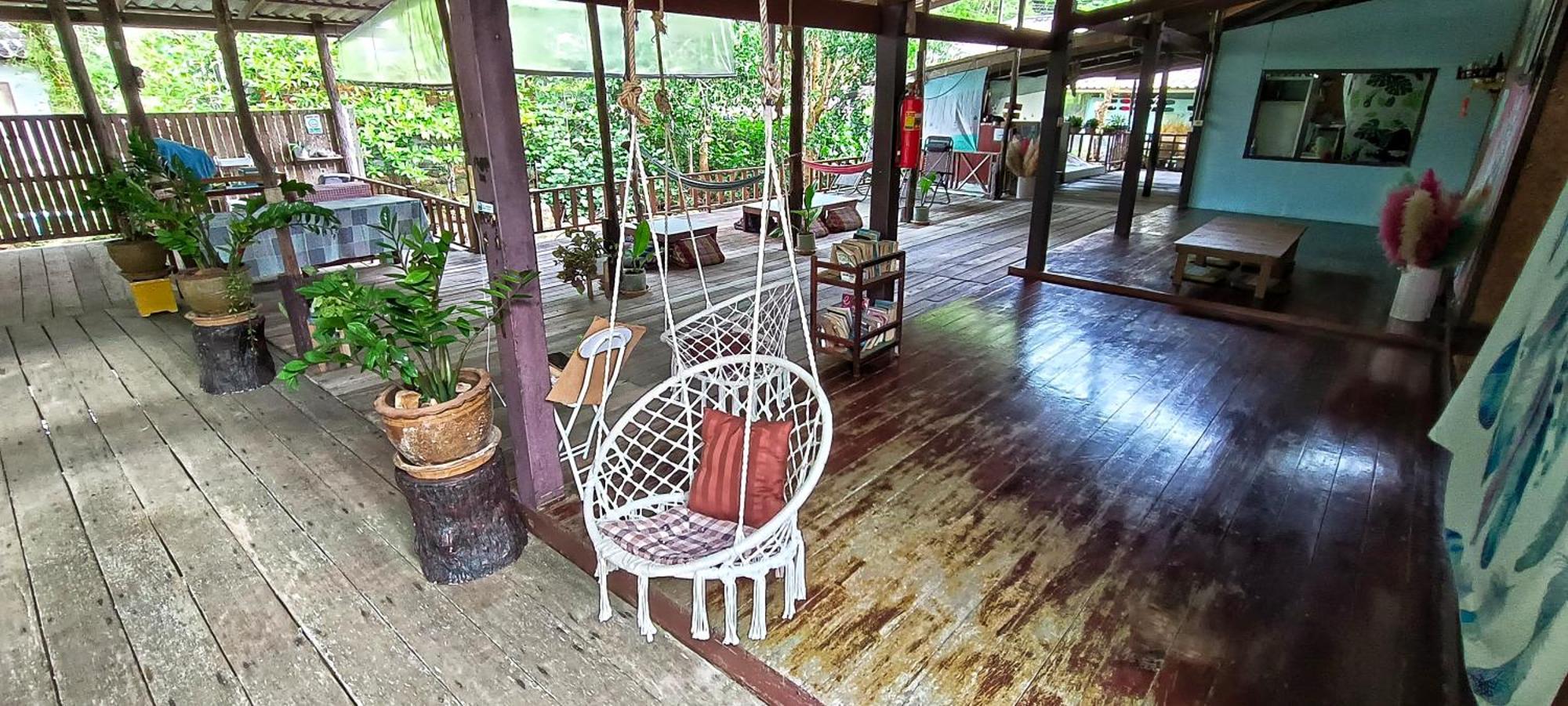 Ta Yai Homestay  Ko Kut ภายนอก รูปภาพ