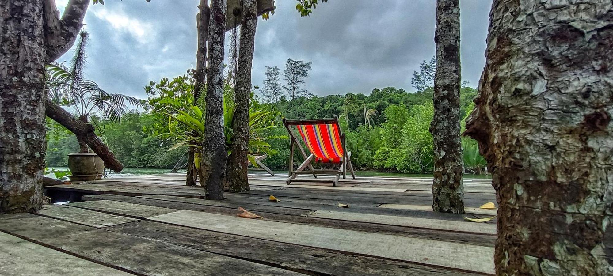 Ta Yai Homestay  Ko Kut ภายนอก รูปภาพ