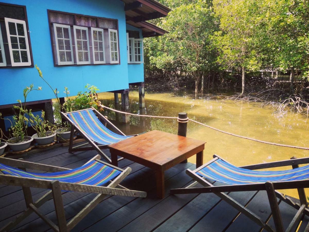Ta Yai Homestay  Ko Kut ภายนอก รูปภาพ