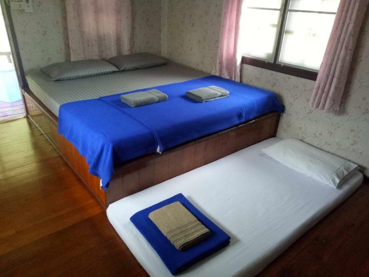 Ta Yai Homestay  Ko Kut ภายนอก รูปภาพ