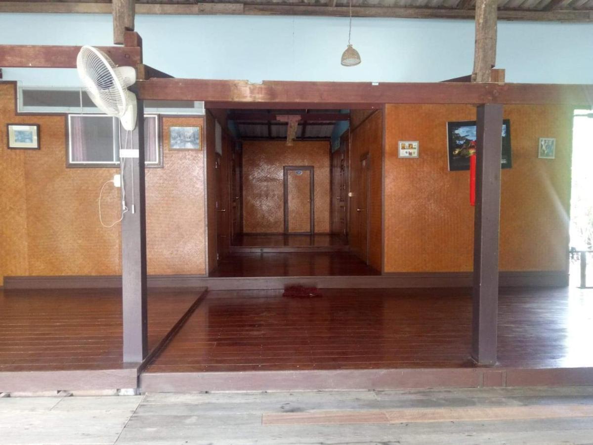 Ta Yai Homestay  Ko Kut ภายนอก รูปภาพ