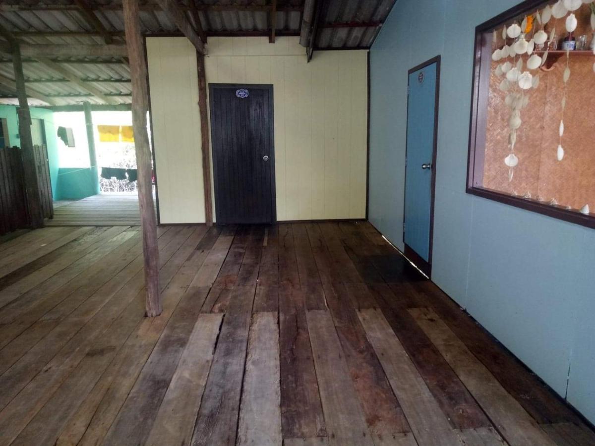 Ta Yai Homestay  Ko Kut ภายนอก รูปภาพ